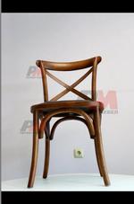 Красив качествен дървен стол